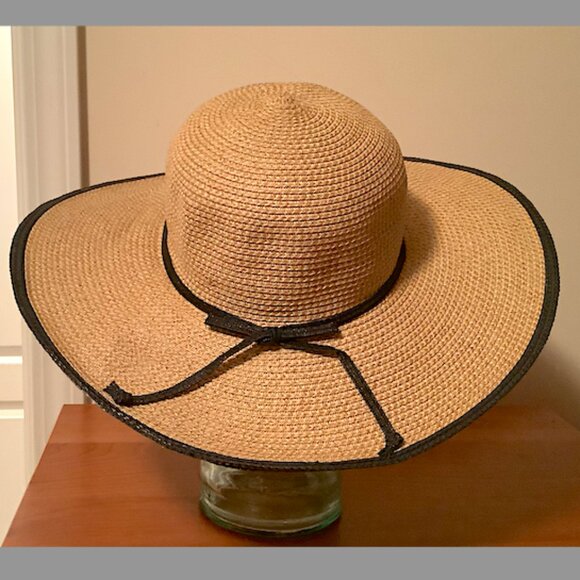 Charter Club Beige Summer Hat - wide Panama-style brim, polyester blend -NWOT - Picture 3 of 6